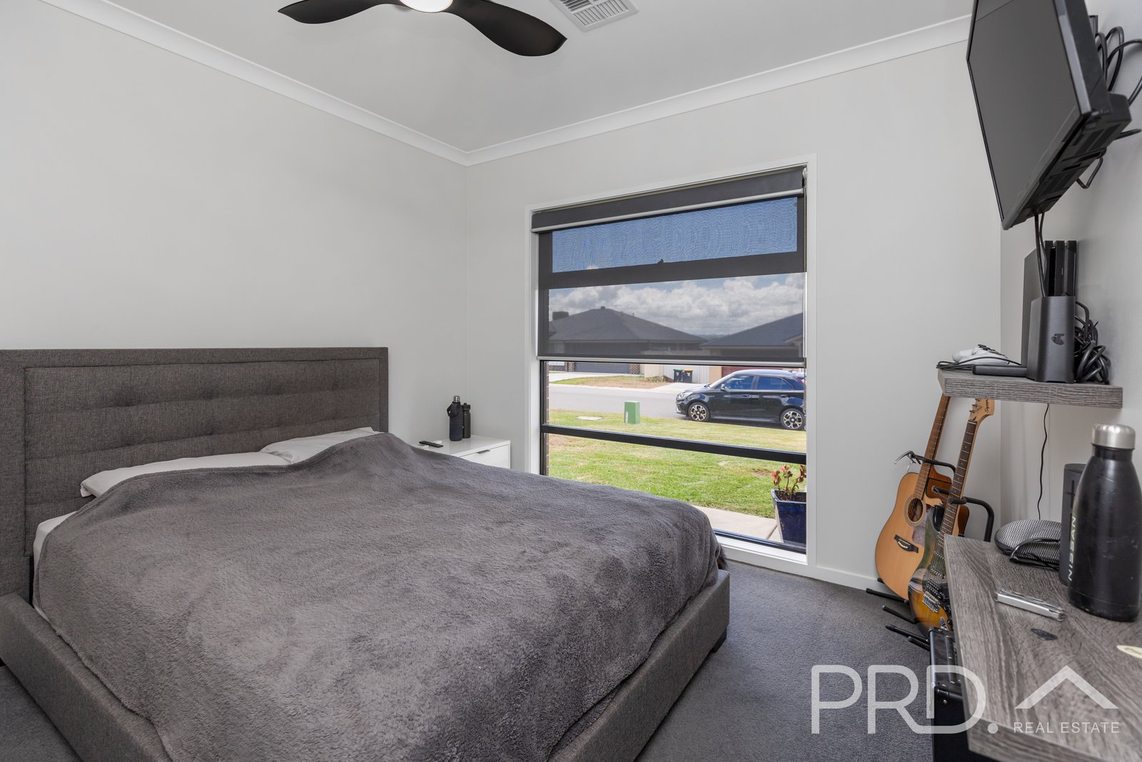 73 Jeffery Circuit TUMUT 13