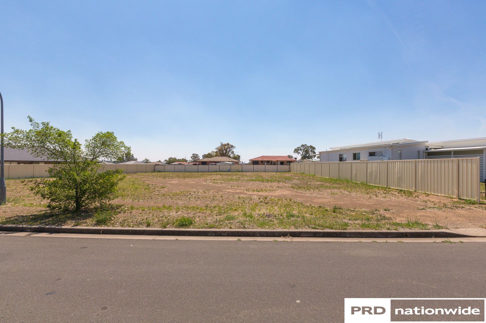 73 Kenny Drive TAMWORTH 4