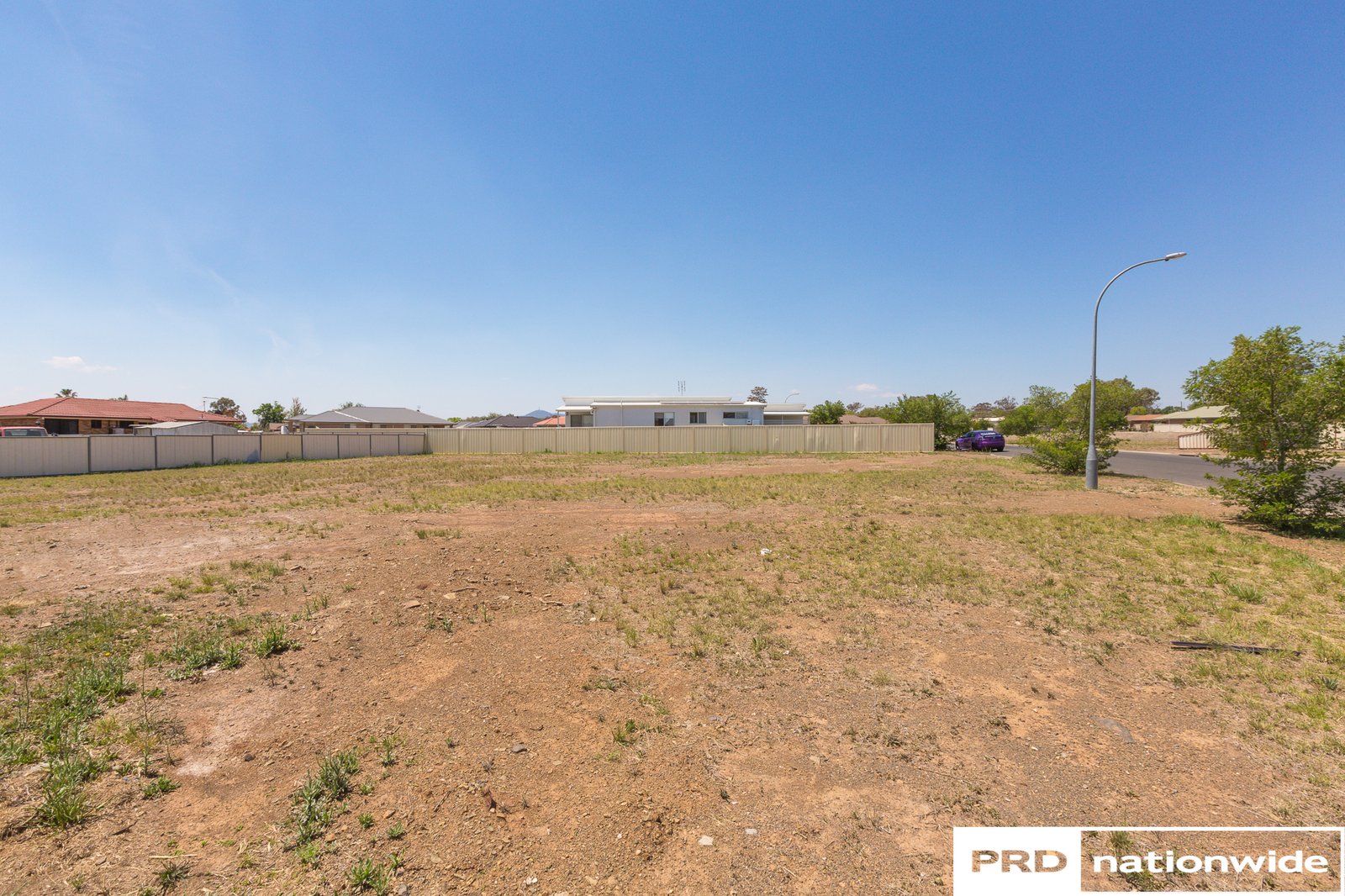 73 Kenny Drive TAMWORTH 8