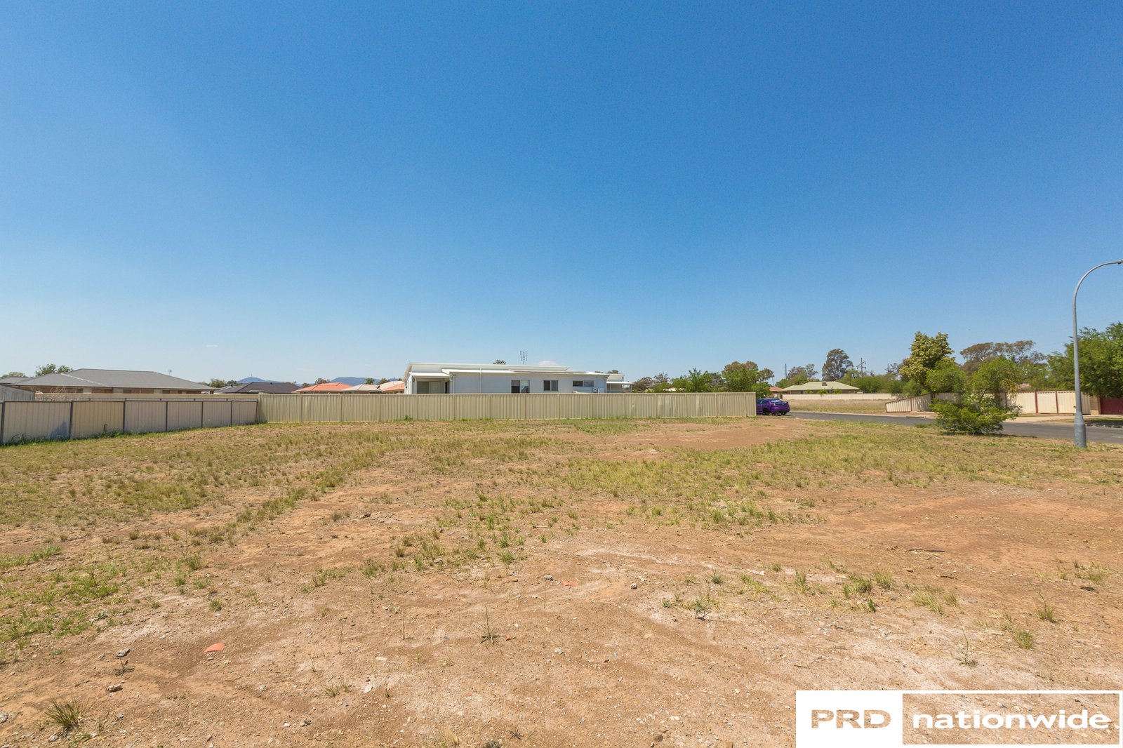 73 Kenny Drive TAMWORTH 9
