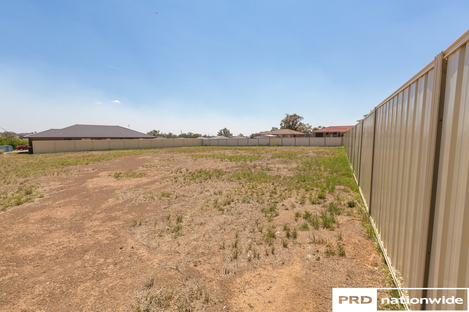 73 Kenny Drive TAMWORTH 16