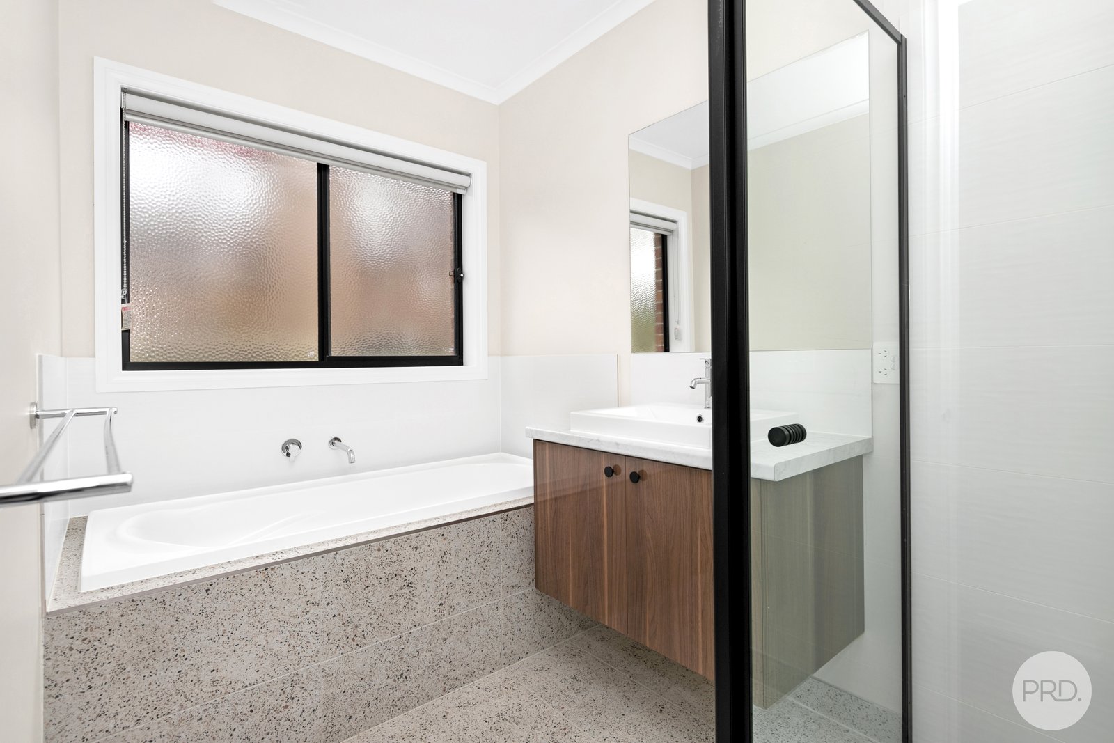 73 Kensington Boulevard SMYTHES CREEK 11
