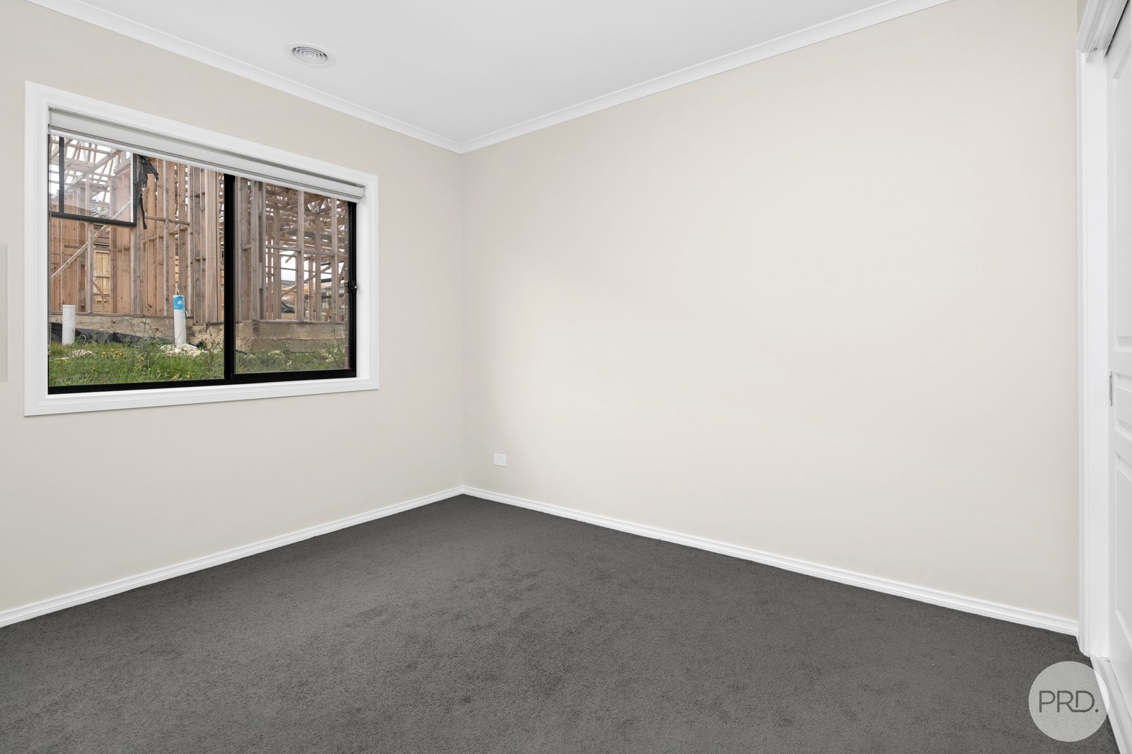 73 Kensington Boulevard SMYTHES CREEK 12