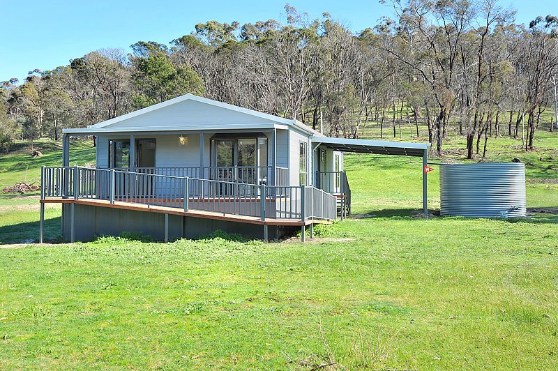 Gallery: 73 Linton-Carngham Road