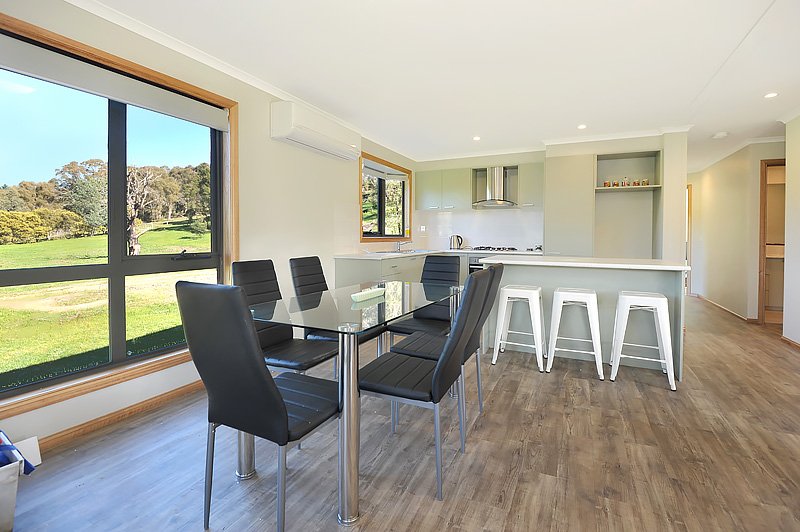 Gallery: 73 Linton-Carngham Road