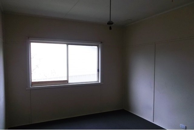 73 Lockhart Street ADELONG 6