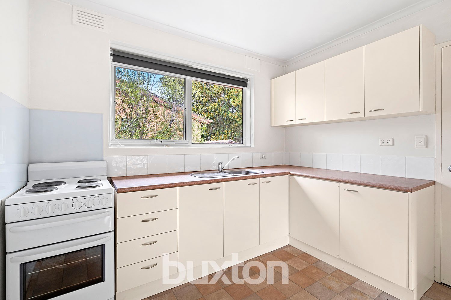 Gallery: 7/3 Mackenzie Street