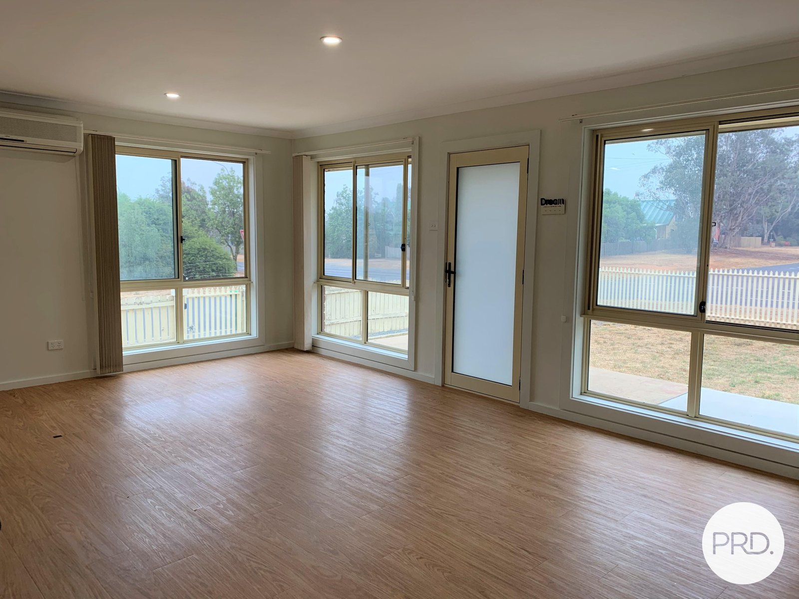 73 Malbon Street BUNGENDORE 2