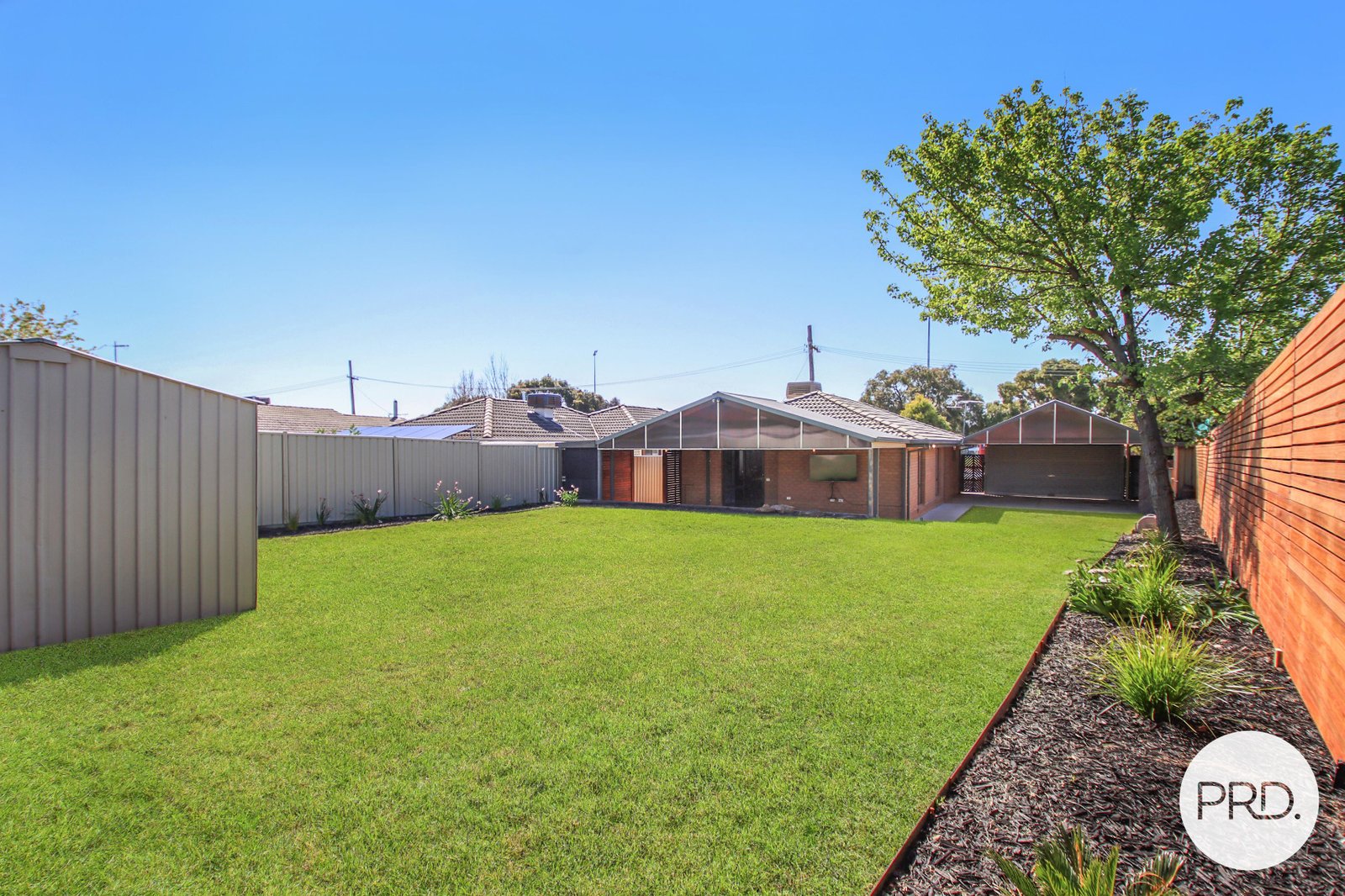 73 Marshall Street WEST WODONGA 8