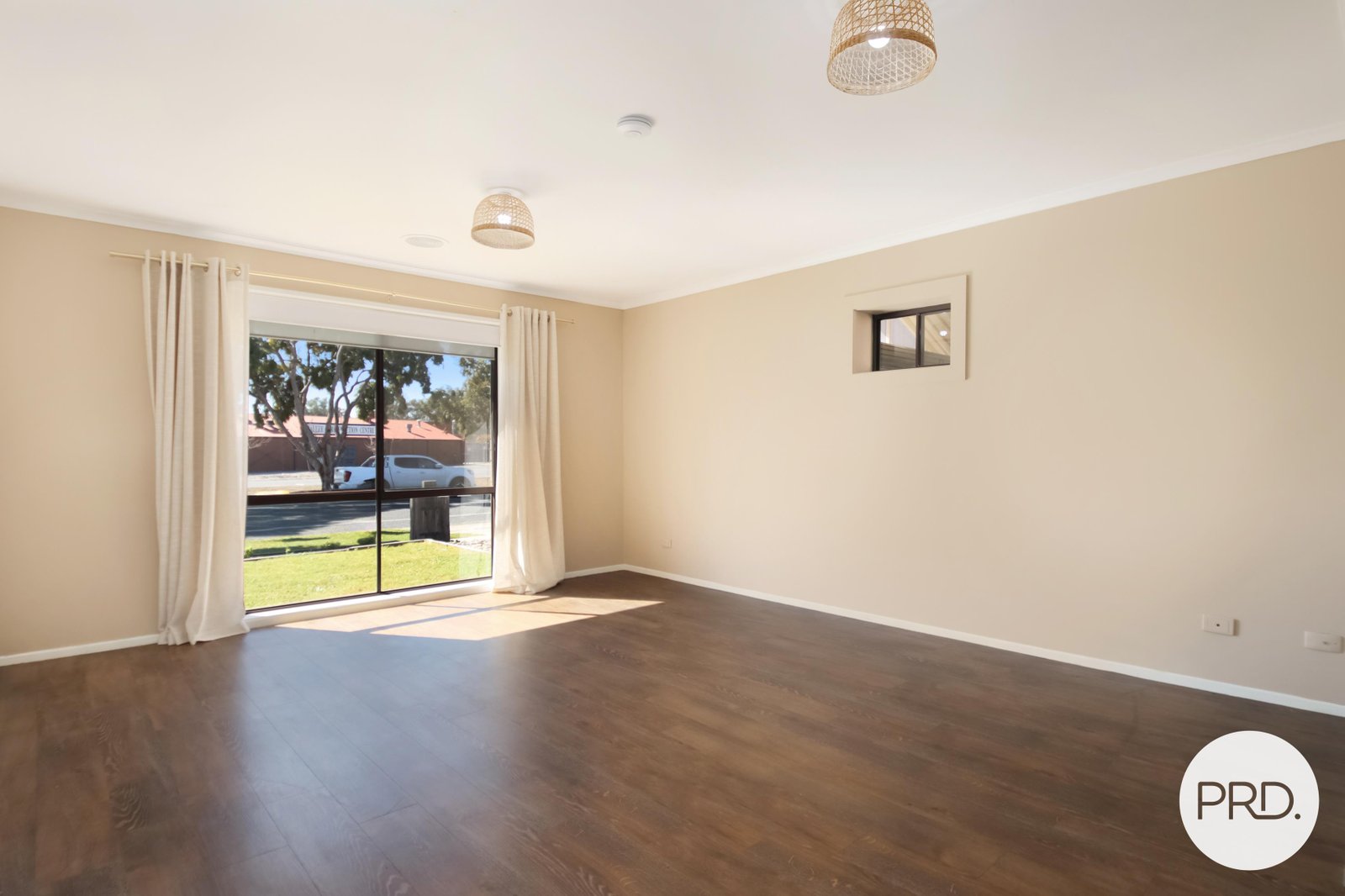 73 Marshall Street WEST WODONGA 11