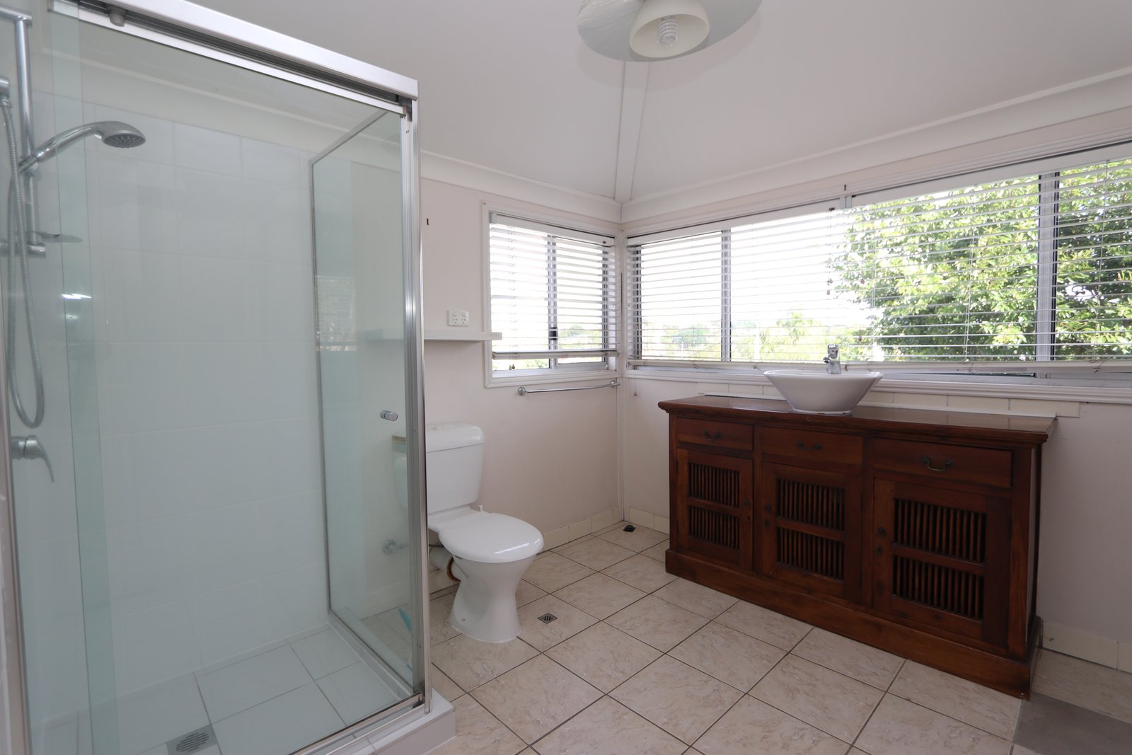 73 Musgrave Avenue LABRADOR 9