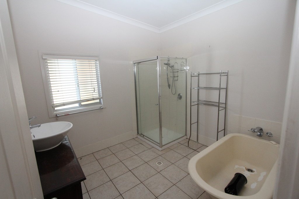 73 Musgrave Avenue LABRADOR 5