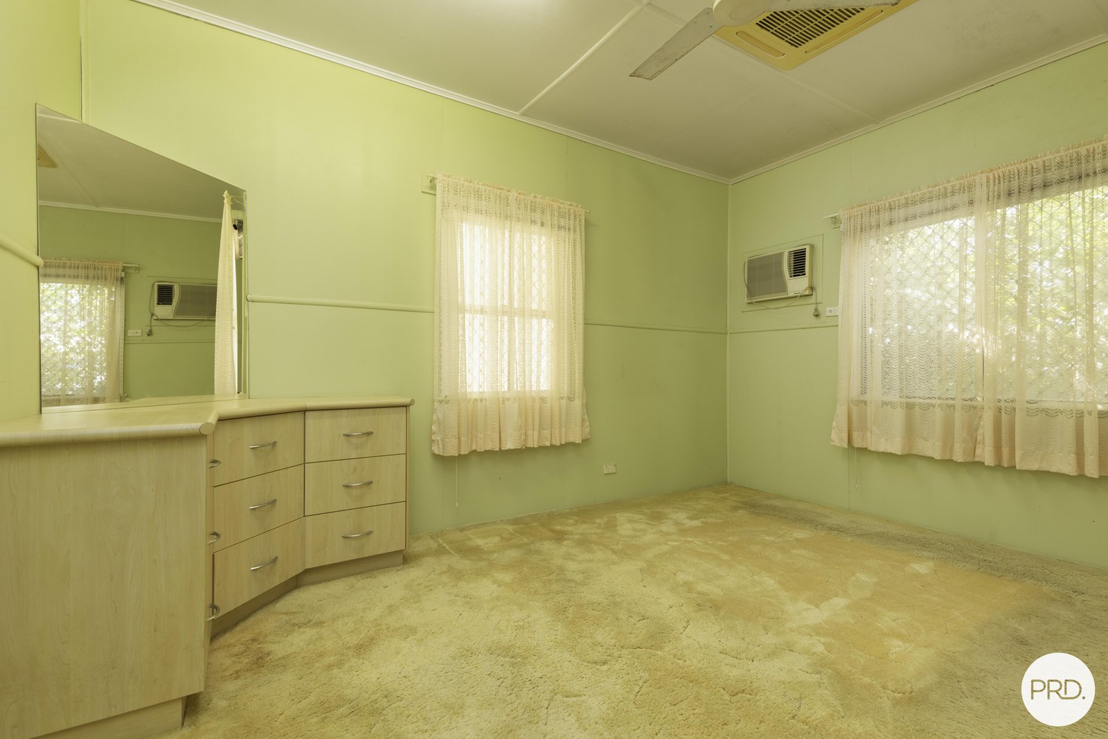 73 Pratt Street SOUTH MACKAY 12
