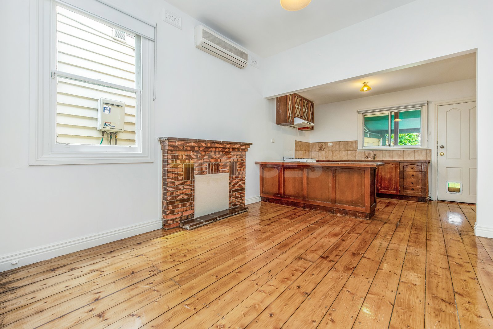Gallery: 73 Queensville Street