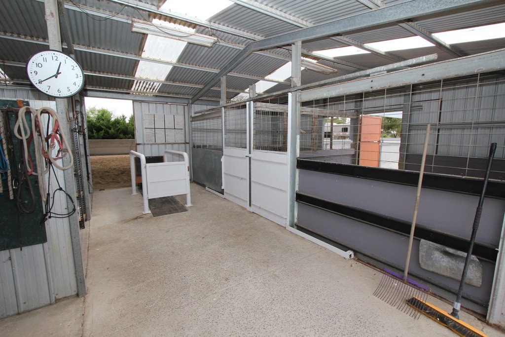 73 Rileys Road SNAKE VALLEY 22