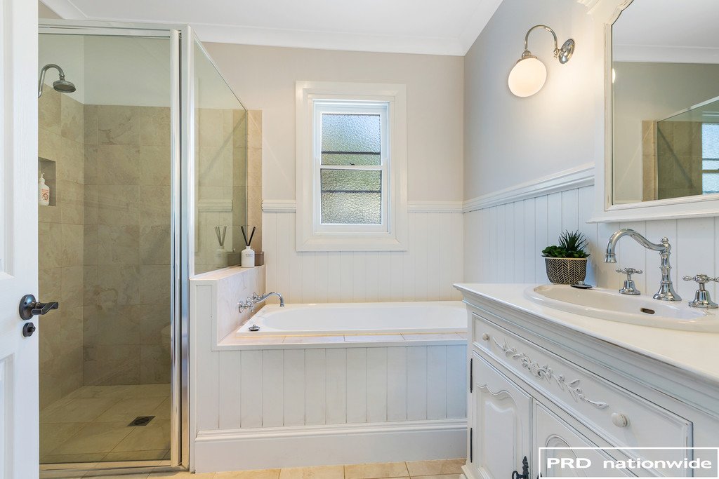 73 Roderick Street TAMWORTH 17