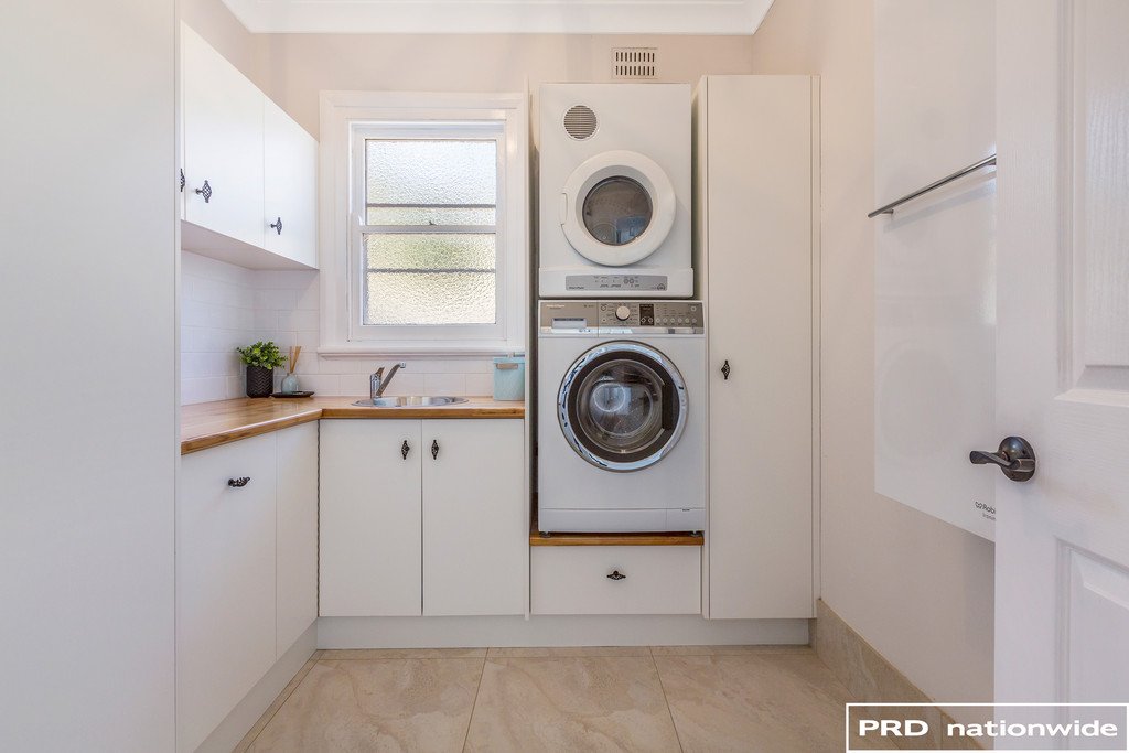 73 Roderick Street TAMWORTH 18