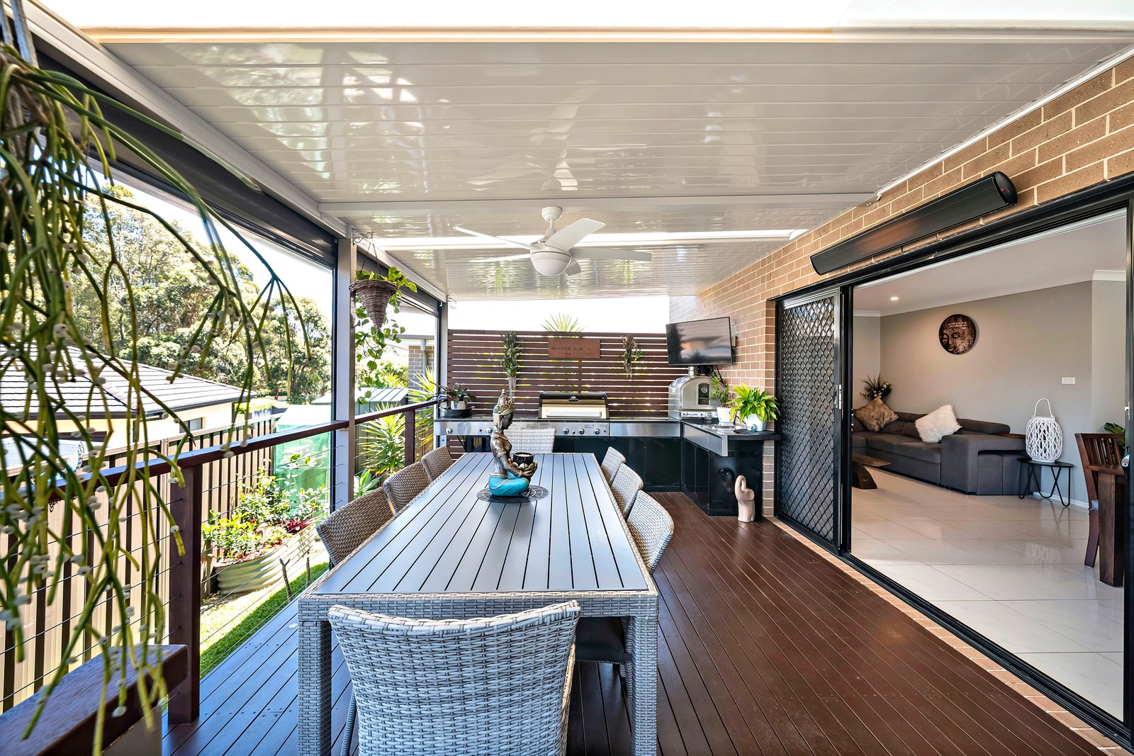 73 Saratoga Avenue CORLETTE 9