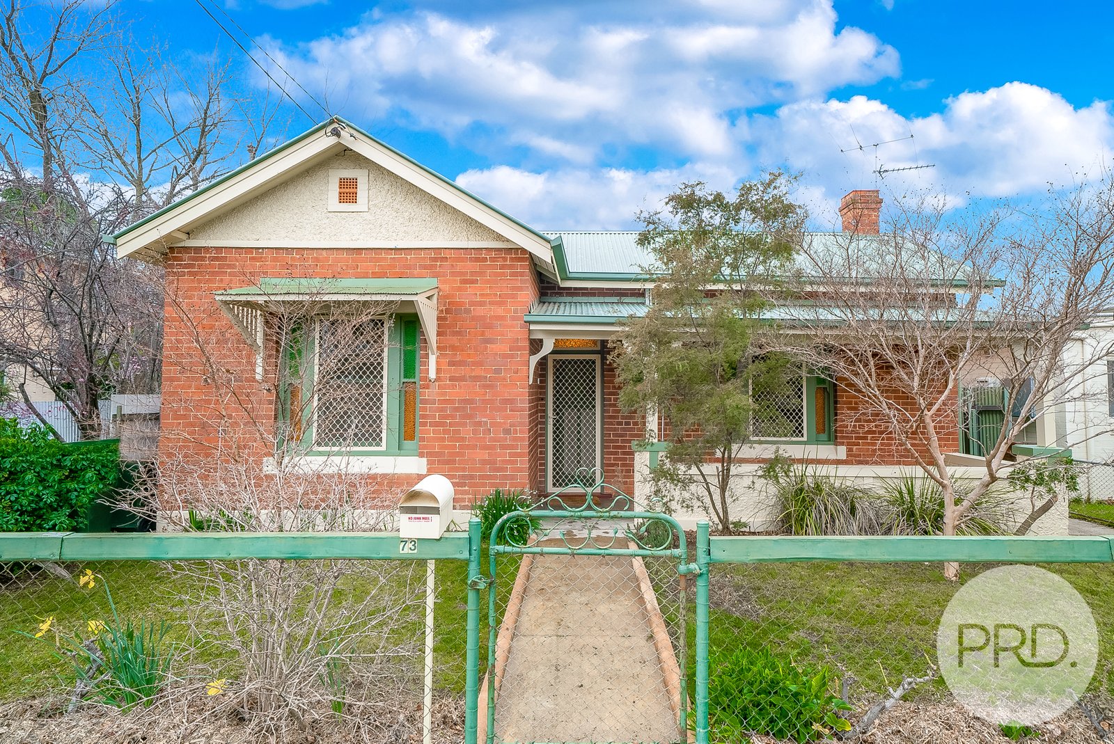 73 Simmons Street WAGGA WAGGA 1