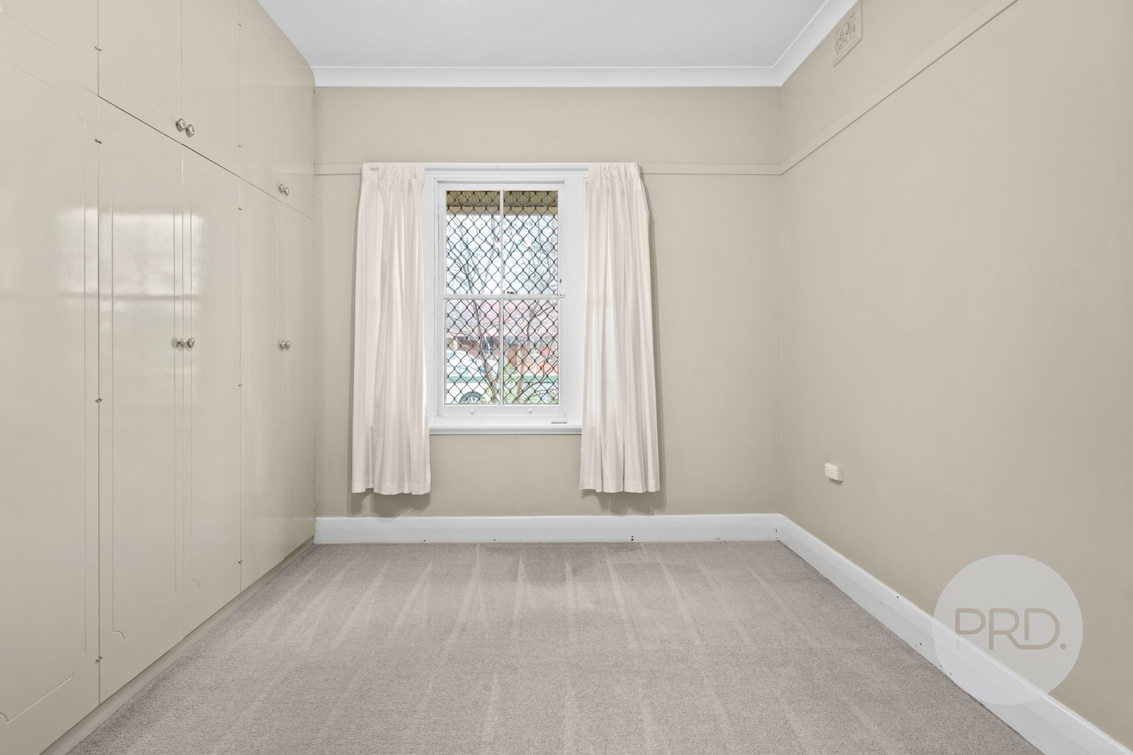 73 Simmons Street WAGGA WAGGA 6