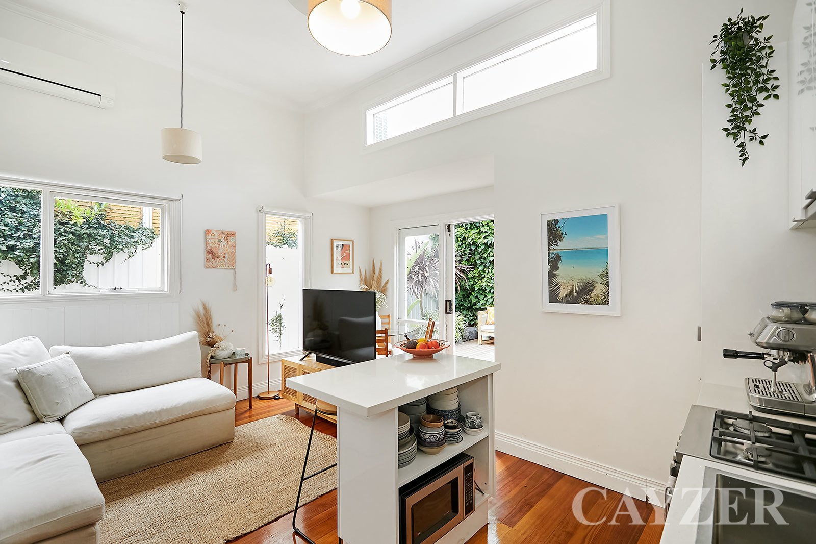 Gallery: 73 Smith Street