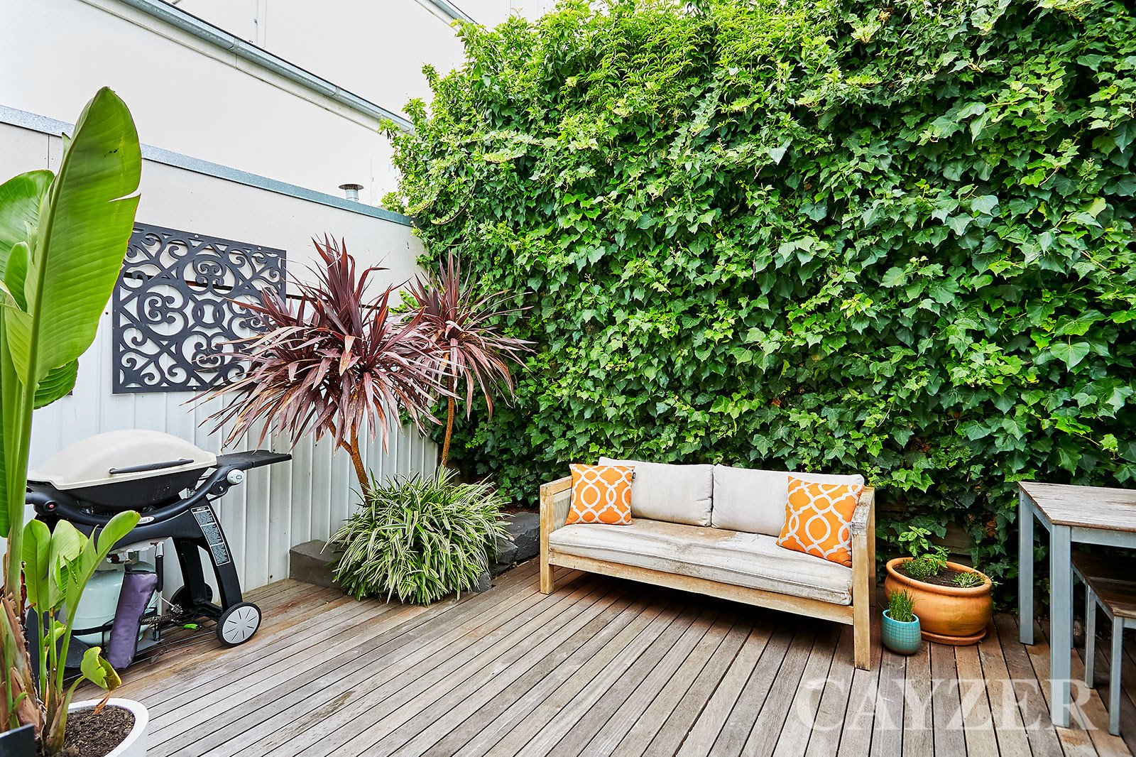 Gallery: 73 Smith Street