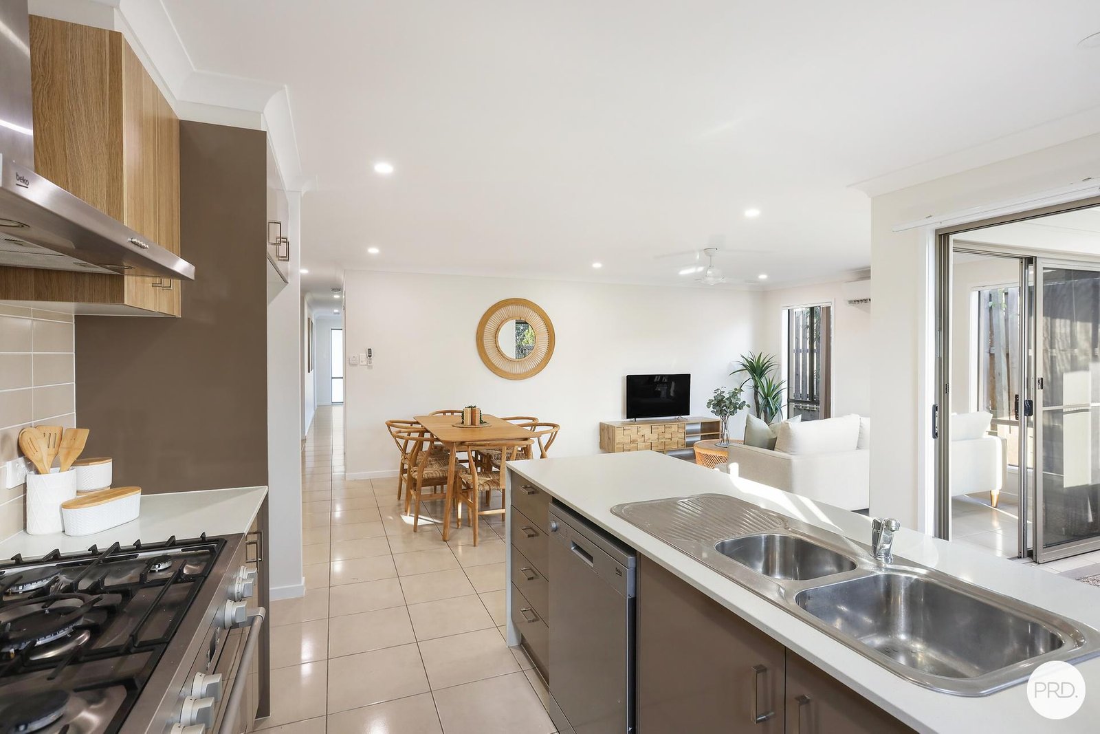 73 Stinson Circuit  COOMERA 6