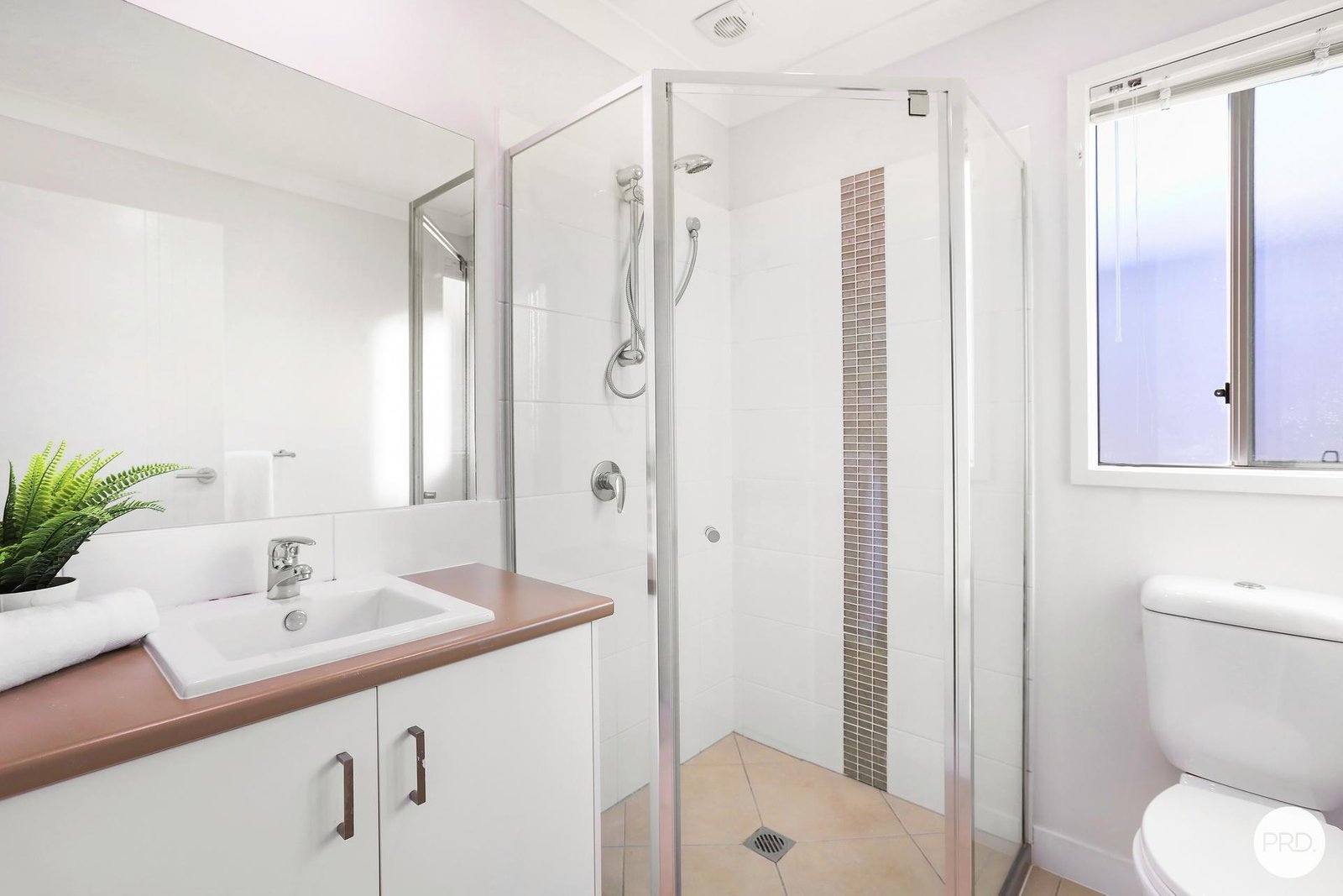 73 Stinson Circuit  COOMERA 10