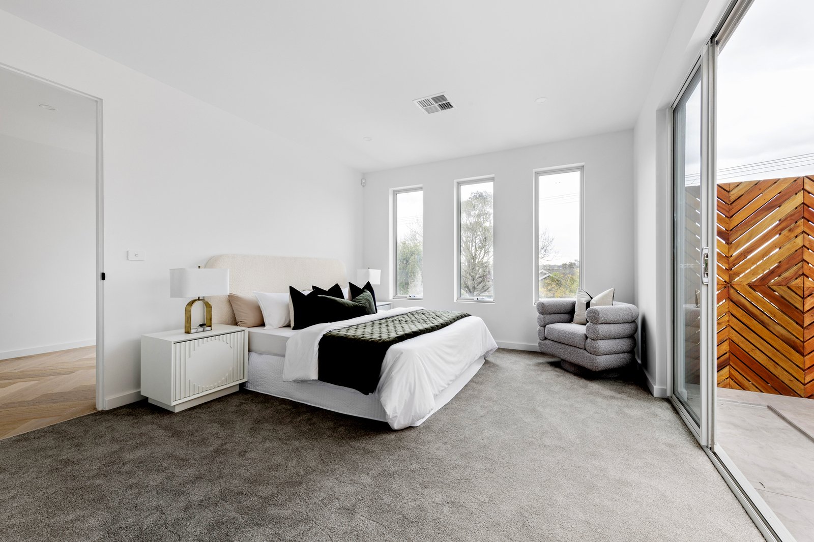 73 Strathalbyn Street, Kew East, 3102