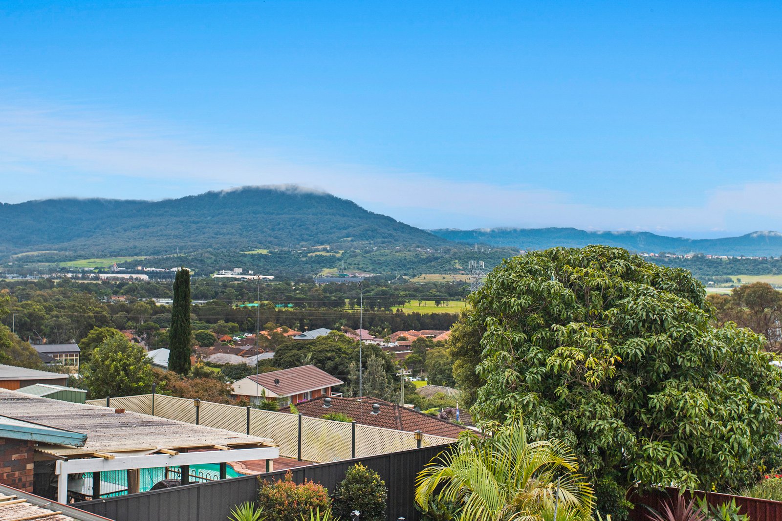 73 Tait Avenue KANAHOOKA 10