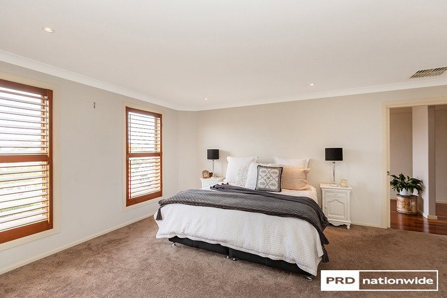 73 Warwick Road TAMWORTH 3
