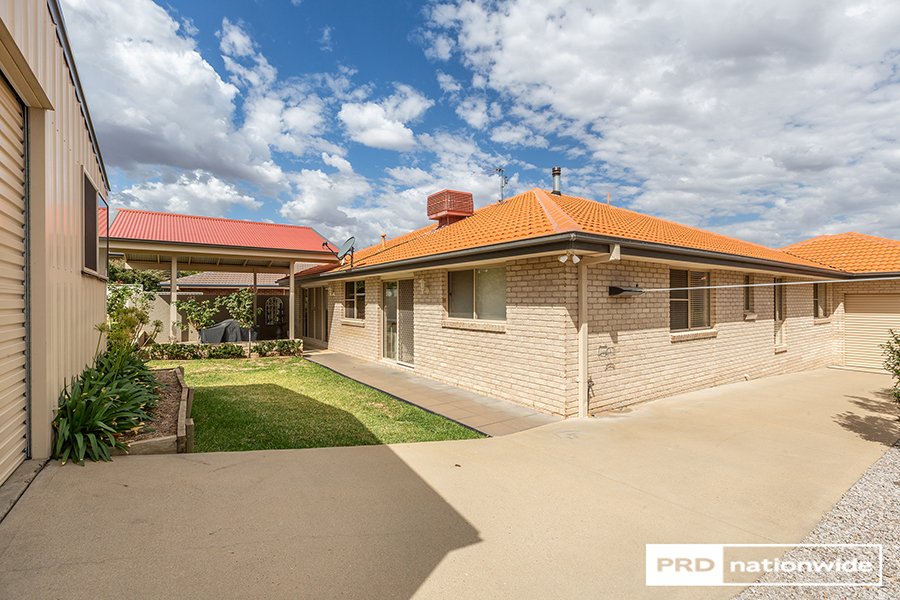 73 Warwick Road TAMWORTH 20