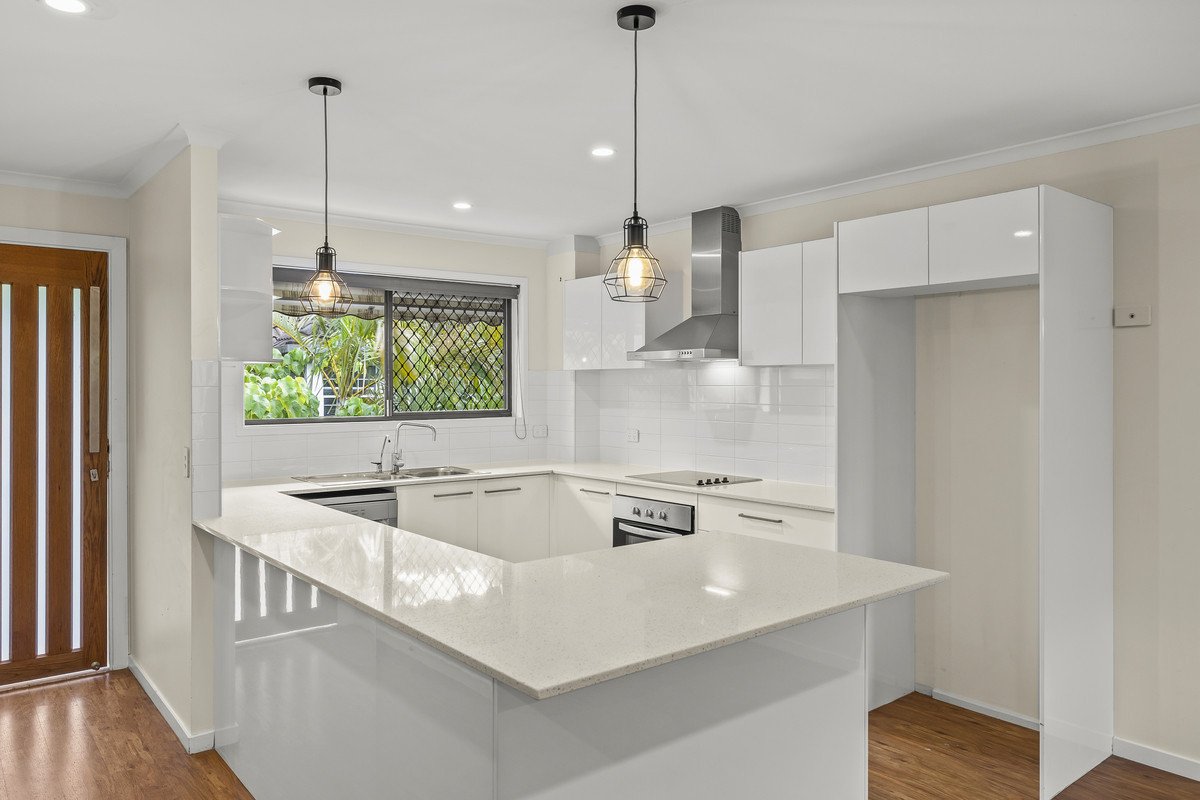 7/30 Burleigh Street Burleigh Heads 3