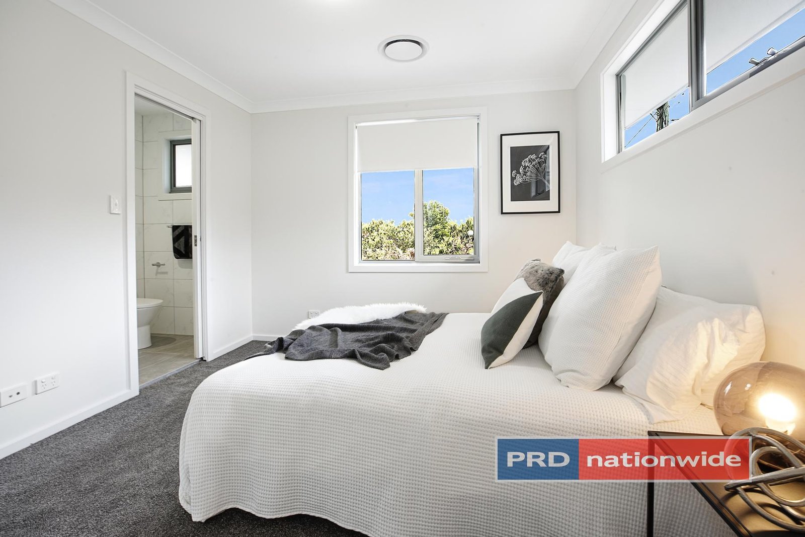 7/30 King Street ST MARYS 8