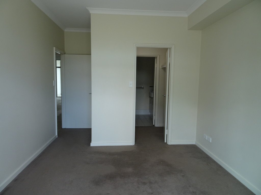 7/30 Malata Crescent SUCCESS 13