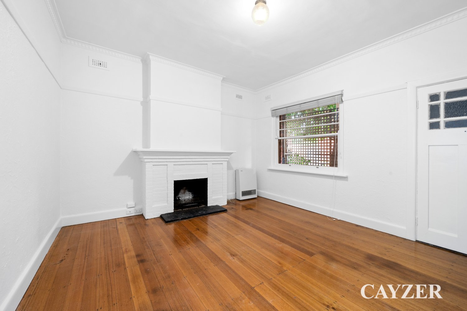 Gallery: 7/30 Mitford Street