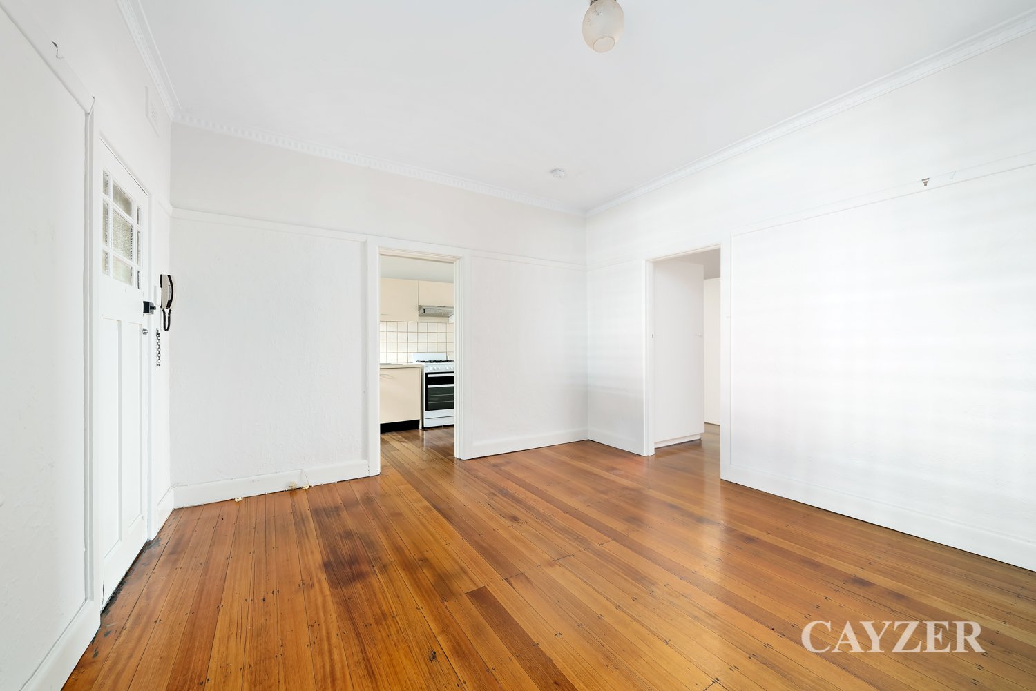 Gallery: 7/30 Mitford Street