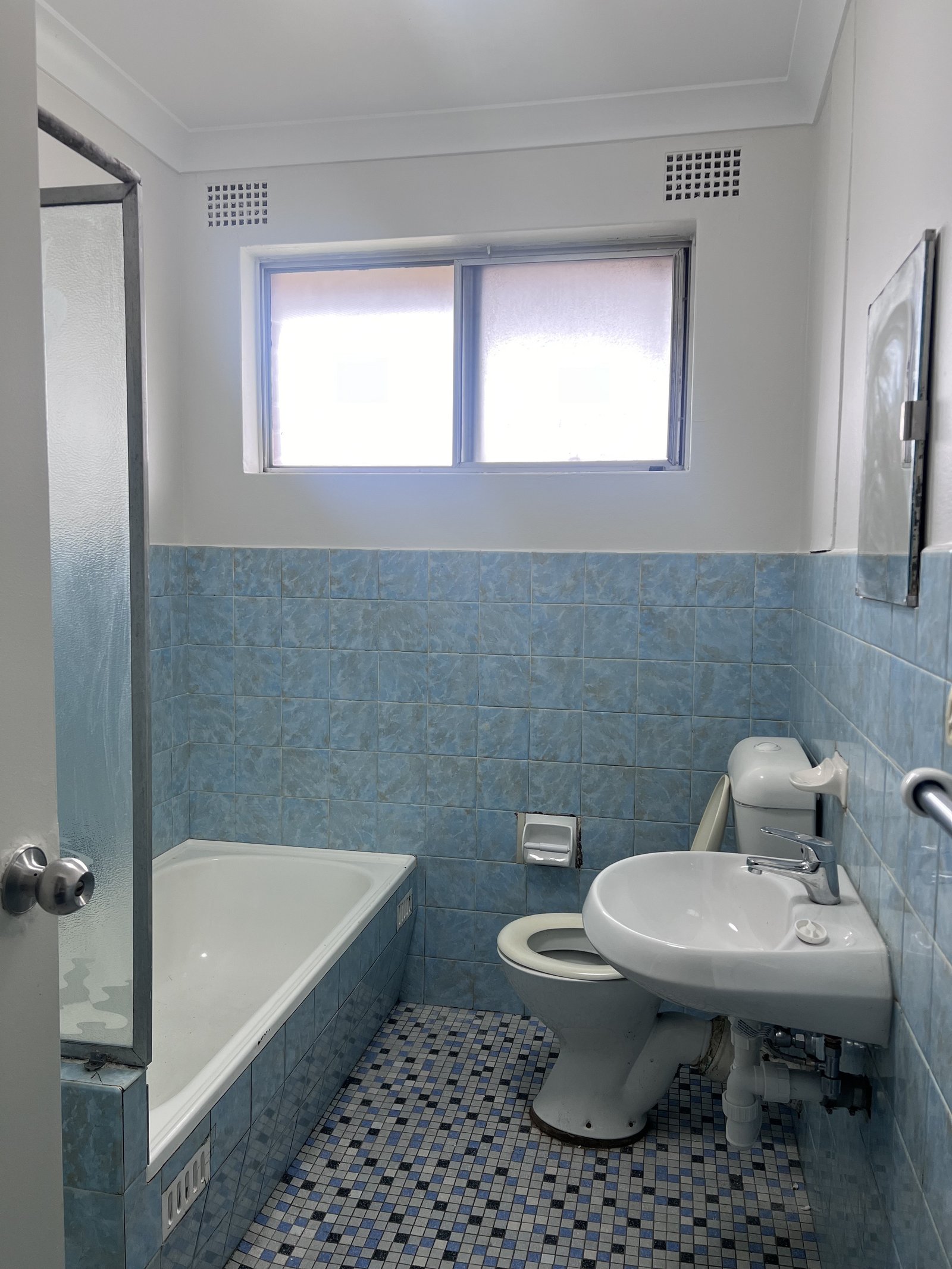 7/30 Phillip Street ROSELANDS 5