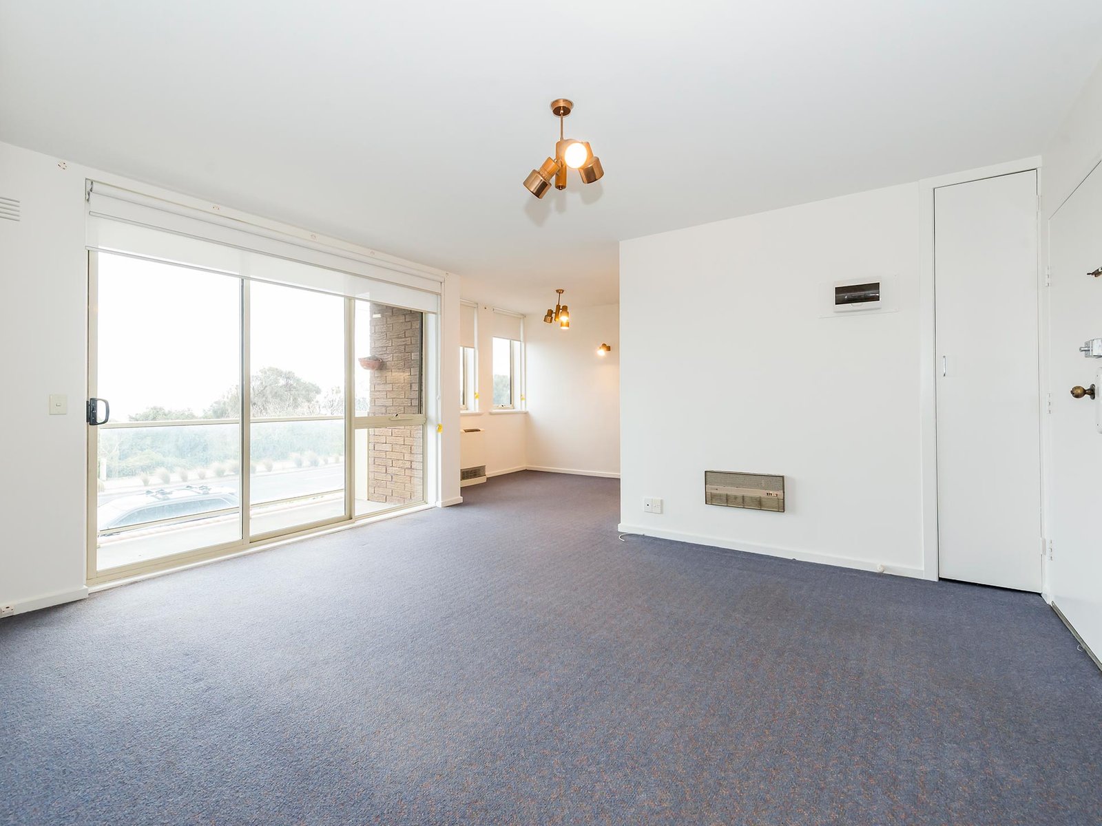 Gallery: 7/310 Beach Road