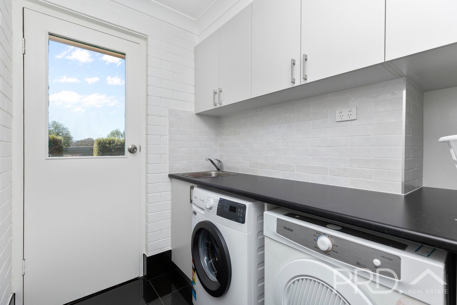 7/32-34 Bundara Crescent TUMUT 9
