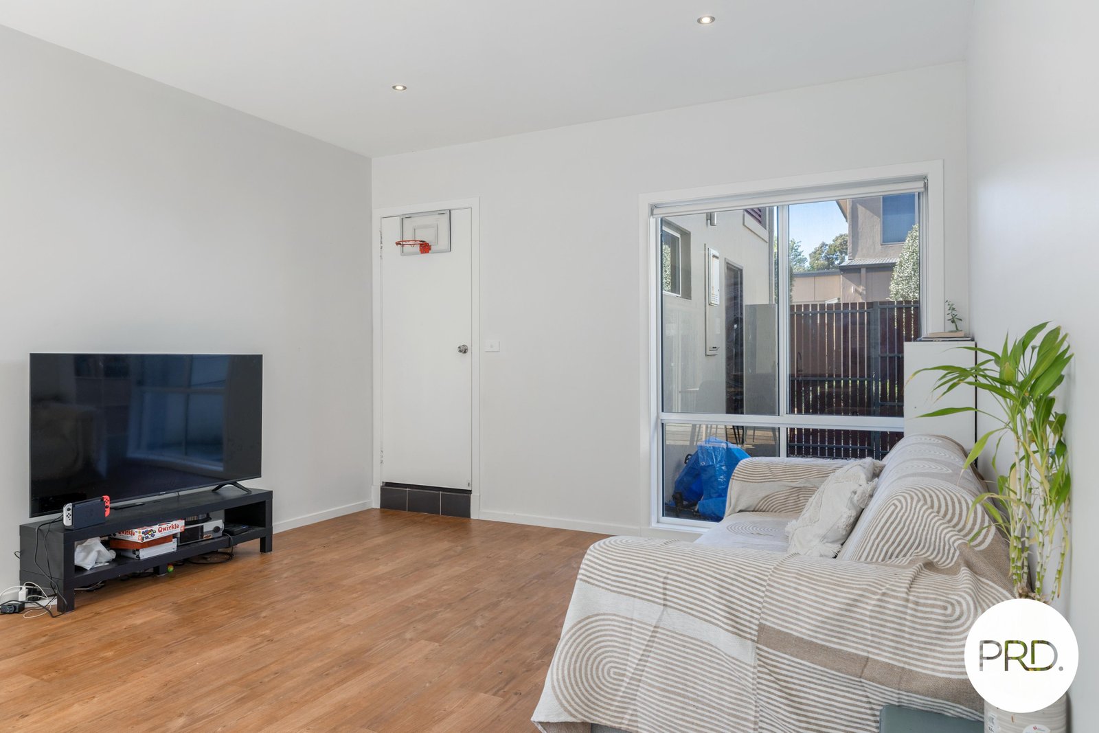 73/215 Aspinall Street WATSON 8