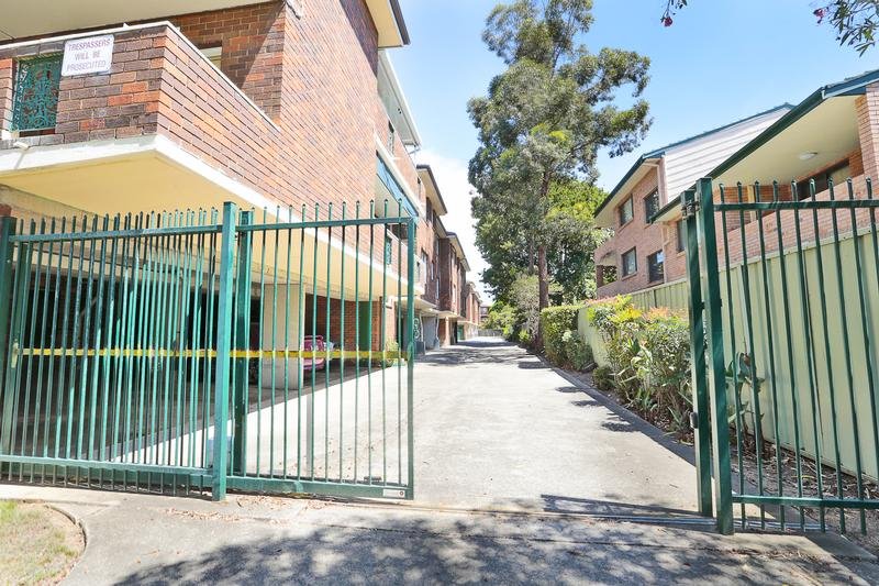 7/324 Jamison Road PENRITH 10