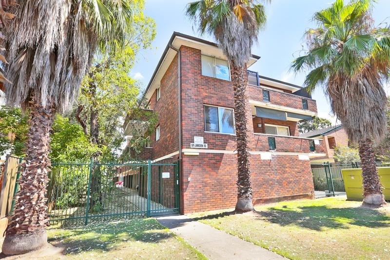 7/324 Jamison Road PENRITH 11