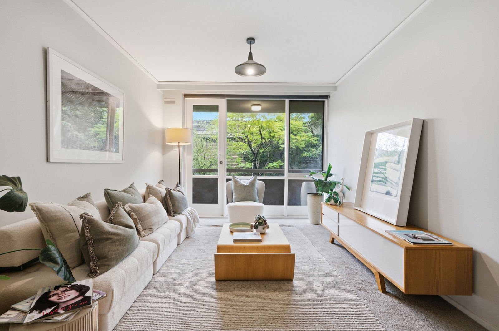 Gallery: 7/329 Dandenong Road