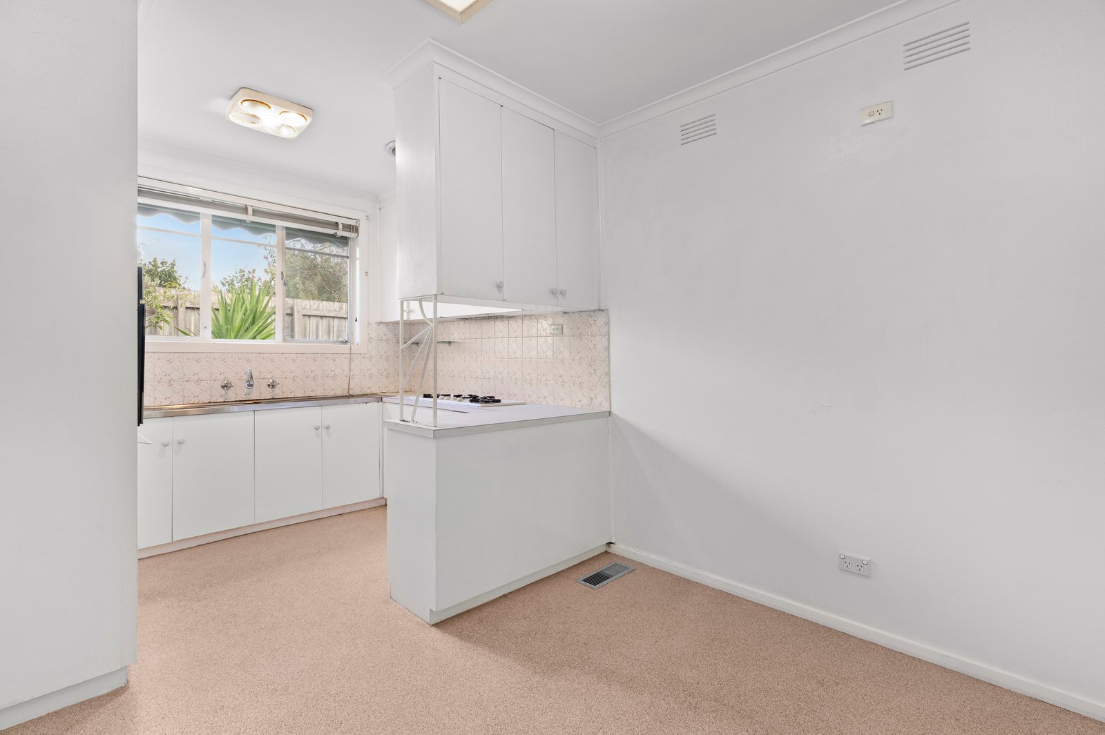 Gallery: 7/33 Cluden Street