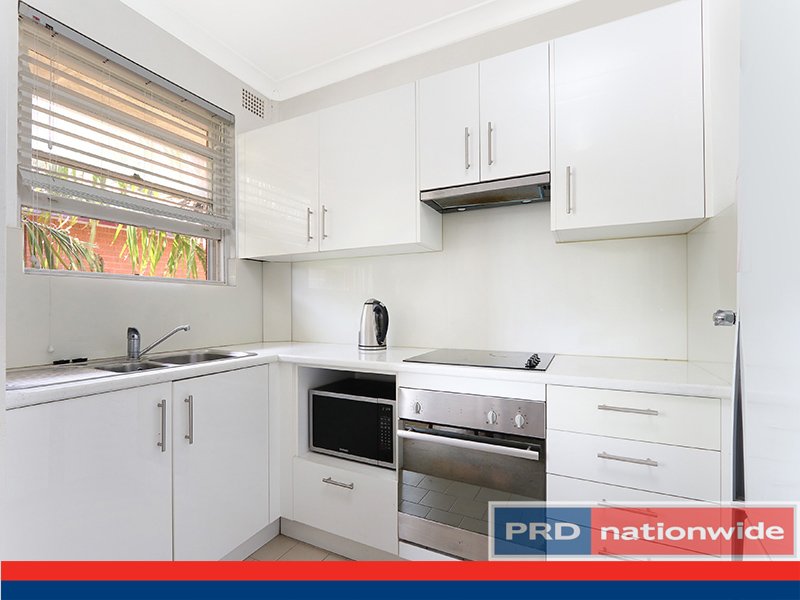 7/33 Oxford St  MORTDALE 2