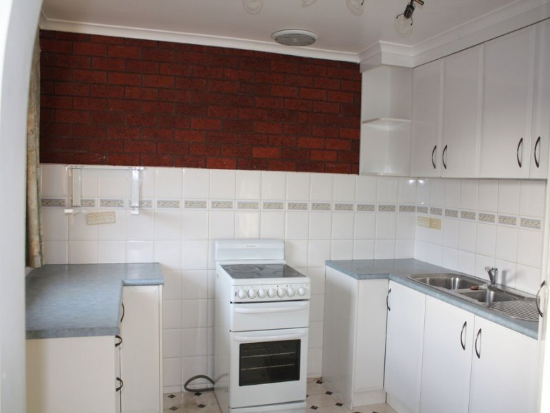 7/33 South Street BELLERIVE 2