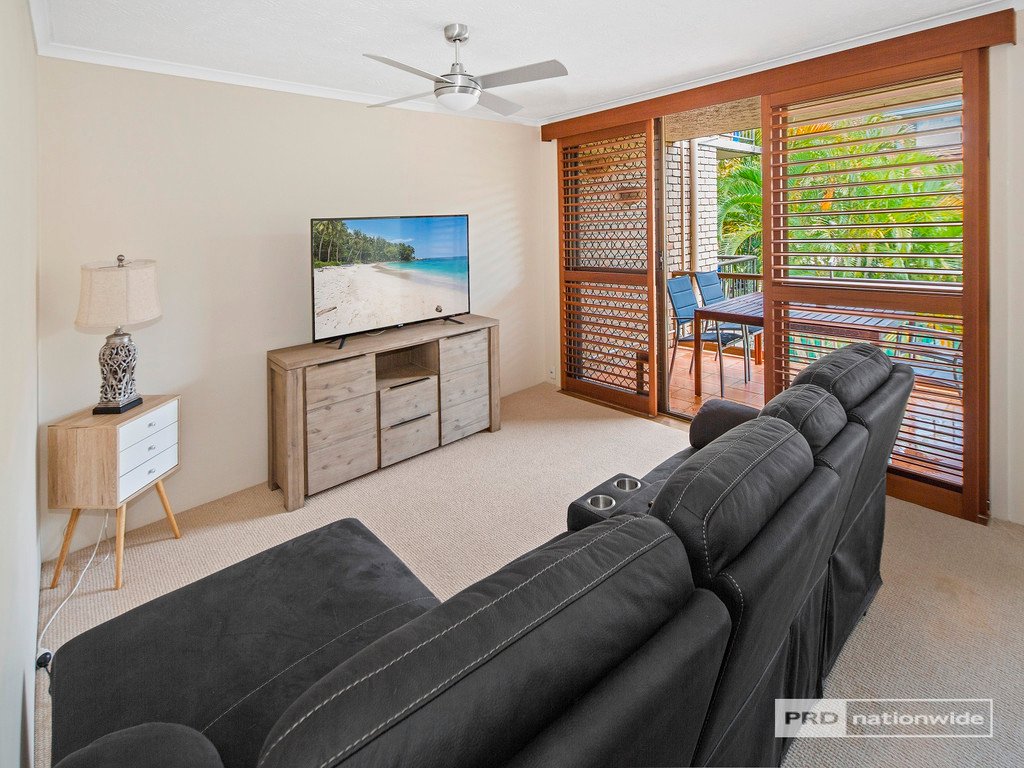 7/33 Whiting Street LABRADOR 2