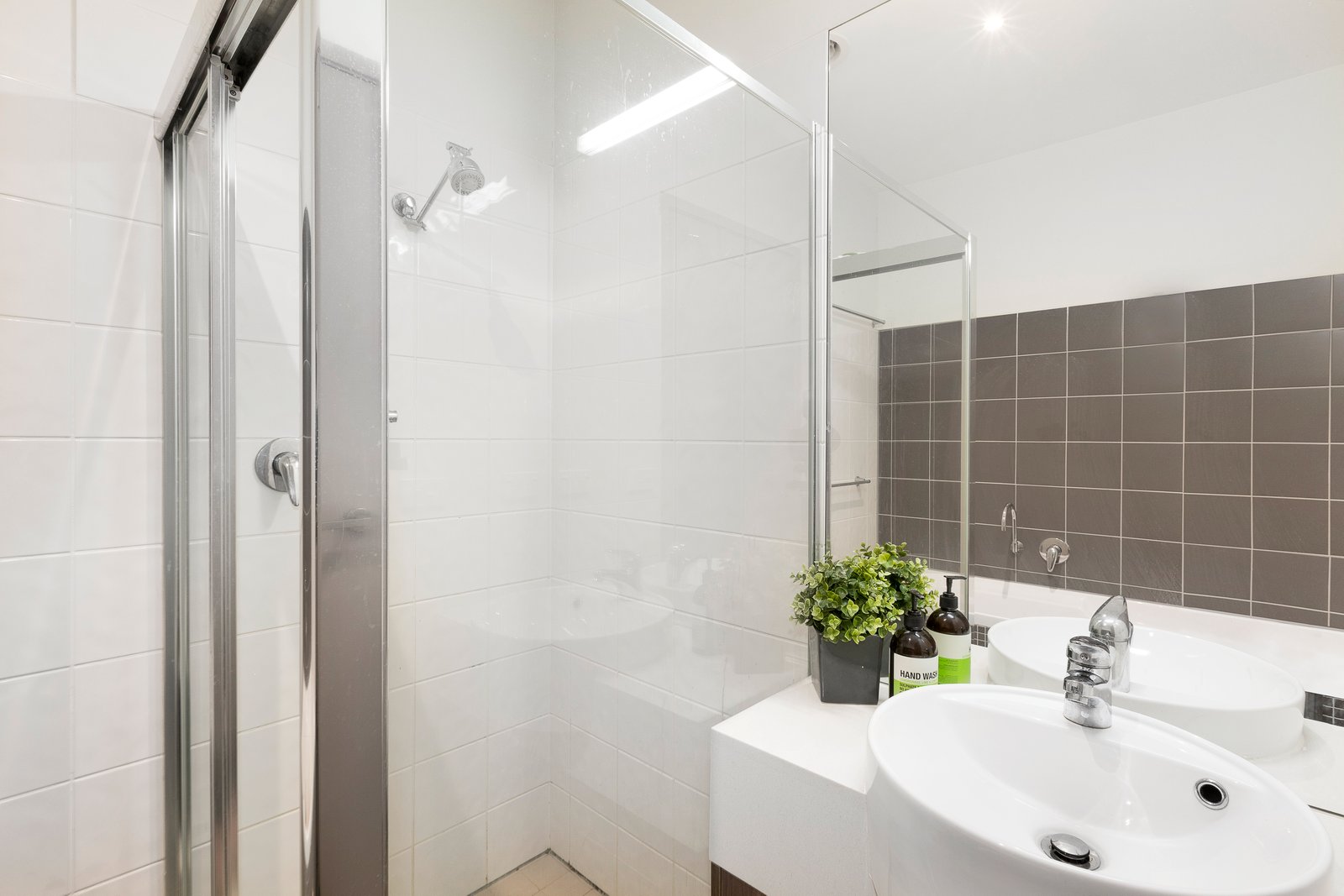 Gallery: 7/332 South Road