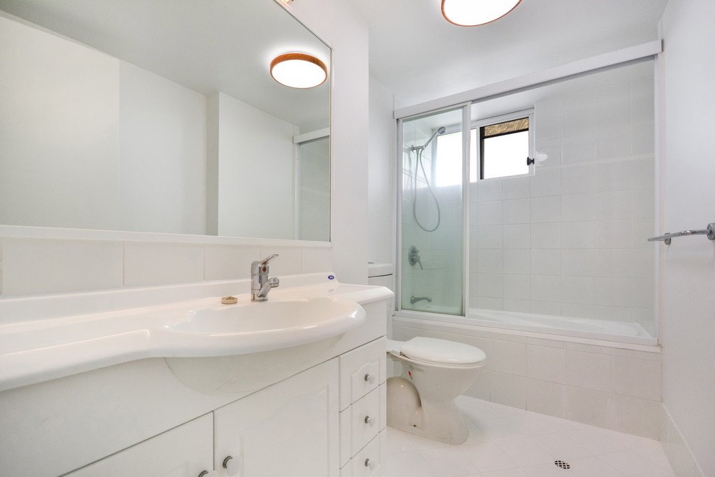 7/34 Pacific Parade BILINGA 4